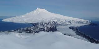 Jan mayen is an easter egg state that is created using the console command bearhaslanded. Jan Mayen Island Arctic Norway Cruise Port Schedule Cruisemapper