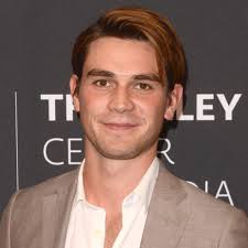 If watching riverdale keeps your head spinning, try keeping tabs on kj apa ' s hair. 40 Eye Catching Red Hair Men S Hairstyles Ginger Hairstyles
