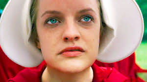 Dans la saison 1 de la série the handmaid's tale : The Handmaid S Tale Bande Annonce 2017 La Servante Ecarlate Serie Youtube