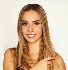 Debbie Grenier's Instagram, Twitter & Facebook