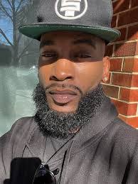 Jermaine Hyde's Instagram, Twitter & Facebook