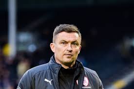 Paul heckingbottom (born 17 july 1977 in barnsley, south yorkshire) is an english football coach and former player, who is currently the head coach of scottish premiership club hibernian. Paul Heckingbottom Officially Named Leeds United Boss Through It All Together