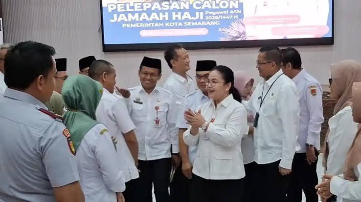 Puluhan ASN Pemkot Semarang Diberangkatkan ke Tanah Suci - Tribunjateng.com