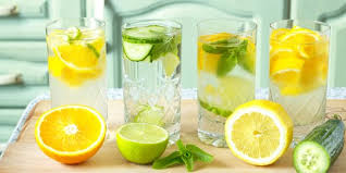 Minuman isotonik ditujukan untuk mengganti ion tubuh dan membantu memulihkan tubuh dari dehidrasi. 7 Resep Infused Water Minuman Sehat Segar Dan Bantu Lepaskan Dahaga Merdeka Com