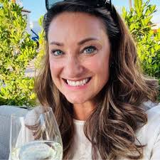 Last Saturday, Mandy's Wine Bar received the New Chamber Member of the Year  award! This award signifies: “The organization that has had the greatest  positive impact