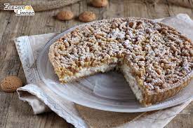 Feine gebäckstücke ideal zu tee oder kaffee. Torta Mele E Amaretti Alla Crema Zenzero E Limone