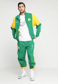 Find great deals on ebay for boston celtics shorts and boston celtics hoodie. Nike Performance Nba Boston Celtics Courtside Tracksuit Club Wear Clover Amarillo White Green Zalando Co Uk