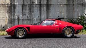 Looking for the lamborghini miura of your dreams? The Lambo Miura Is So Special It S Got Its Own Concours Class Top Gear