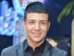 Luis Coronel tiene fe en que estará bien