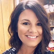 Ashley Lauber's Instagram, Twitter & Facebook