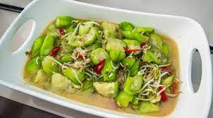 Gambas ditumis sama tauge bumbunya. Resep Tumis Oyong Soun Praktis Lifestyle Fimela Com