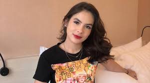 Steffi zamora dan philo paz armand. Kepergok Mesra Bareng Seorang Pria Steffi Zamora Tuai Kecaman Warganet