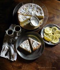 Lemon Lavender Olive Oil Cake Une Gamine Dans La Cuisine Oil Cake Lemon Recipes How Sweet Eats