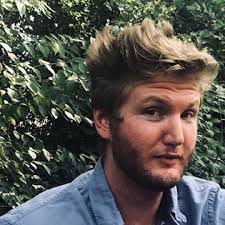 Jeff Schiff's Instagram, Twitter & Facebook