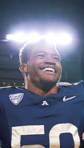 Derrick Troyer's Instagram, Twitter & Facebook