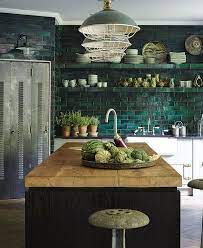 les credences de cuisine tendance en 2021 cuisine verte cuisines design cuisines deco