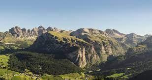 Ciampinoi bergstation auf 2.250 m • piste: Ski Mehr Ciampinoi Selva Gherdeina