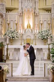 Pouring sand into a vase. Pin On Wedding Photo Ideas