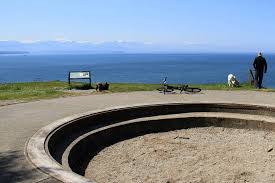 The campground features some fantastic views, electric hookups, and primitive sites, so there is something for everyone no matter the rv camping experience that you are interested in. Top 3 Whidbey Island Campgrounds Whidbey Island Events Local Business And More