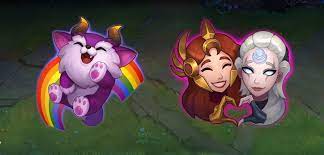 I made an icon for pride last year so i decided to make one again! Celebrate Pride 2021 Across And Beyond Runeterra League Of Legends