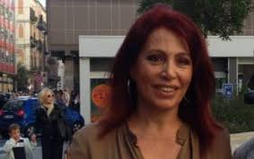 Daniela Vergara, chi è: vita e carriera della giornalista e conduttrice  televisiva