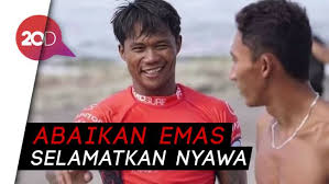 Peselancar arip luruskan insiden di sea games 2019. Detik Detik Peselancar Filipina Selamatkan Atlet Indonesia