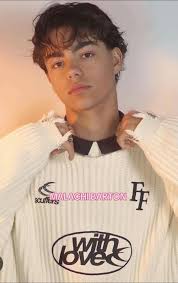 Malachi Barton Merch Victor