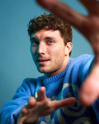 Why even worry? Actor: @stefanomeier Fotografía: @jcanofotografia 2025  #portrait #portrait_shooterz #portraits #retrato #stefanomeier  #shadowsandlight #actorshot #portraitphotoshoot #stefanomeier