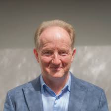 Rainy weather over river Thames.