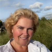 Sandra Krom's Instagram, Twitter & Facebook