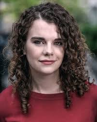 Beatriz Benitez's Instagram, Twitter & Facebook