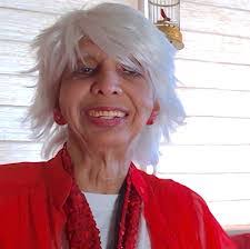 Monique Dickinson's Instagram, Twitter & Facebook