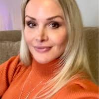 1100+ "Carpenter" profiles