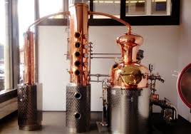 Nicolas Julhes La Distillerie De Paris Sera Une Zone De Liberte Whisky And Co Alambic Charentais Paris Whisky