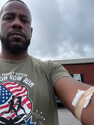 Jonathan Cantrell (@pushing4greater) • Instagram photos and videos