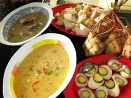 Assalamu'alaikum hallo sahabat youtube kali ini saya akan berbagi menu lebaran 2020 ketupat sayuruntuk ketupat nya sudah ada di video sebelumnya. Ketupat Lebaran Lebaran Ketupat D Keuken