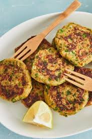 Kichererbsen Bratlinge Einfaches Rezept Mit Ei Eatbetter Gesunde Einfache Rezepte Tipps Fur Jeden Tag Rezept Rezepte Gesunde Rezepte Kichererbsen