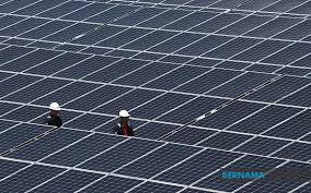 Perangkat solar cell ini sering kita jumpai. Bernama Tenaga Solar Di Malaysia Antara Cabaran Manfaatnya Sebagai Tenaga Alternatif