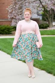 Pastel Spring Style With Dainty Jewell S Modest Clothing Featuring Reviews Of Their Pretty In Pink Sidewalk Stroll Dress And Fluttering Fancy Skirt Skirt Outfits Modest Plus Size Fashion Modest Outfits