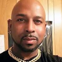 Reginald Varner's Instagram, Twitter & Facebook