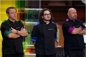 The jury consists of sorin bontea, florin dumitrescu and cătălin scărlătescu. Finala Chefi La CuÅ£ite 2021 Cine Are Cele Mai Multe Sanse SÄƒ Castige Marele Premiu
