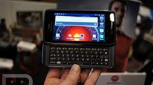 The motorola droid 4 features a classic design and delivers total functionality. Quick First Look Droid 4 By Motorola