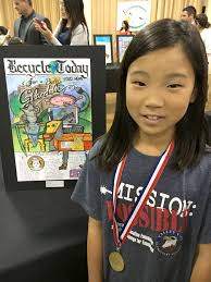 VV Students Excel in Poster Contest