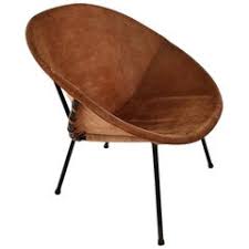 What kind of furniture is a circle balloon? Balloon Chairs 76 For Sale On 1stdibs