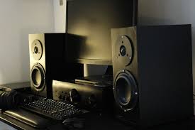 Designer Anonymousish Project Category Bookshelf Speakers Project Level Intermediate Project Time 20 Bookshelf Speakers Speaker Projects Cool Bookshelves