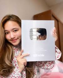 Nomor wa alwi assegaf terbaru 2021 real asli banget online. 9 Potret Anisah Yoshida Kakak Alwi Assegaf Yang Tak Kalah Memesona