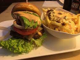Die speisekarte des deluxe burgerhaus aus münchen hat 49 gerichte. Chipotle Burger Bild Von Burger House Munchen Tripadvisor