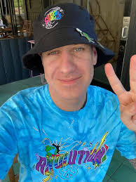 It's beautiful what we can do when we come together for a good cause!! The  REVOLUTION charity tee raised over 7k, split between Naacp Legal Defense  Fund, The Loveland Foundation, and Campaign