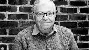 James M. Perry, political reporter who chronicled array of arrogance, dies  at 89