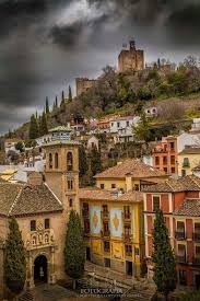 Granada Plaza Nueva Lugares Preciosos Paisajes De Espana Viajar Por Espana